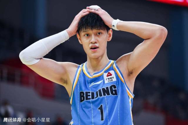 湖人迎来三连胜升至西区第四 距离第二仅差0.5个胜场NBA季中锦标赛半决赛，湖人以133-89狂胜鹈鹕，杀进决赛将对阵步行者。